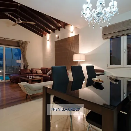 534643 Willa Pafos